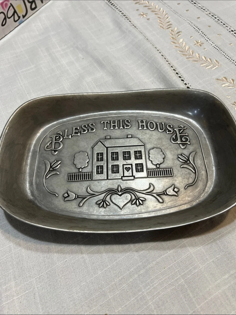 Vintage Wilton Pewter-Tone Molded Baking Pan - Gray Finish - Picture 1 of 6